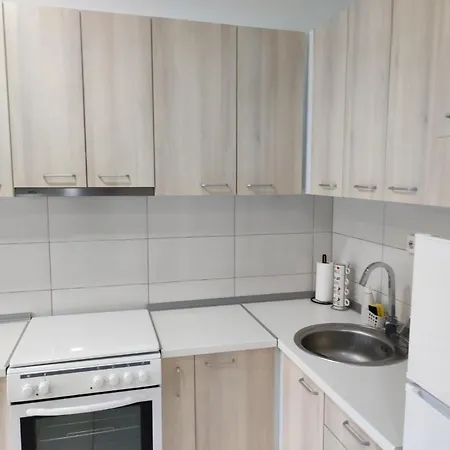 Matej Apartamento Escópia